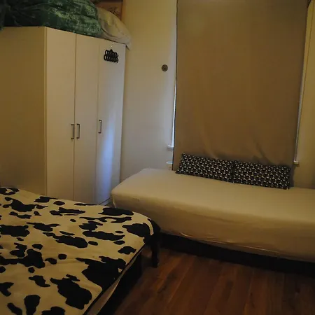 Bohemian House לינה וארוחת בוקר אנטוורפן